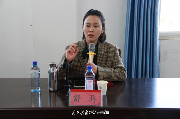 武汉一高校举行校友企业家讲坛 邀请优秀校友回校传授经验