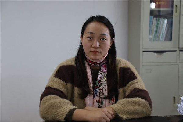 20200511222010_549493.jpg 李冬爱老师.jpg